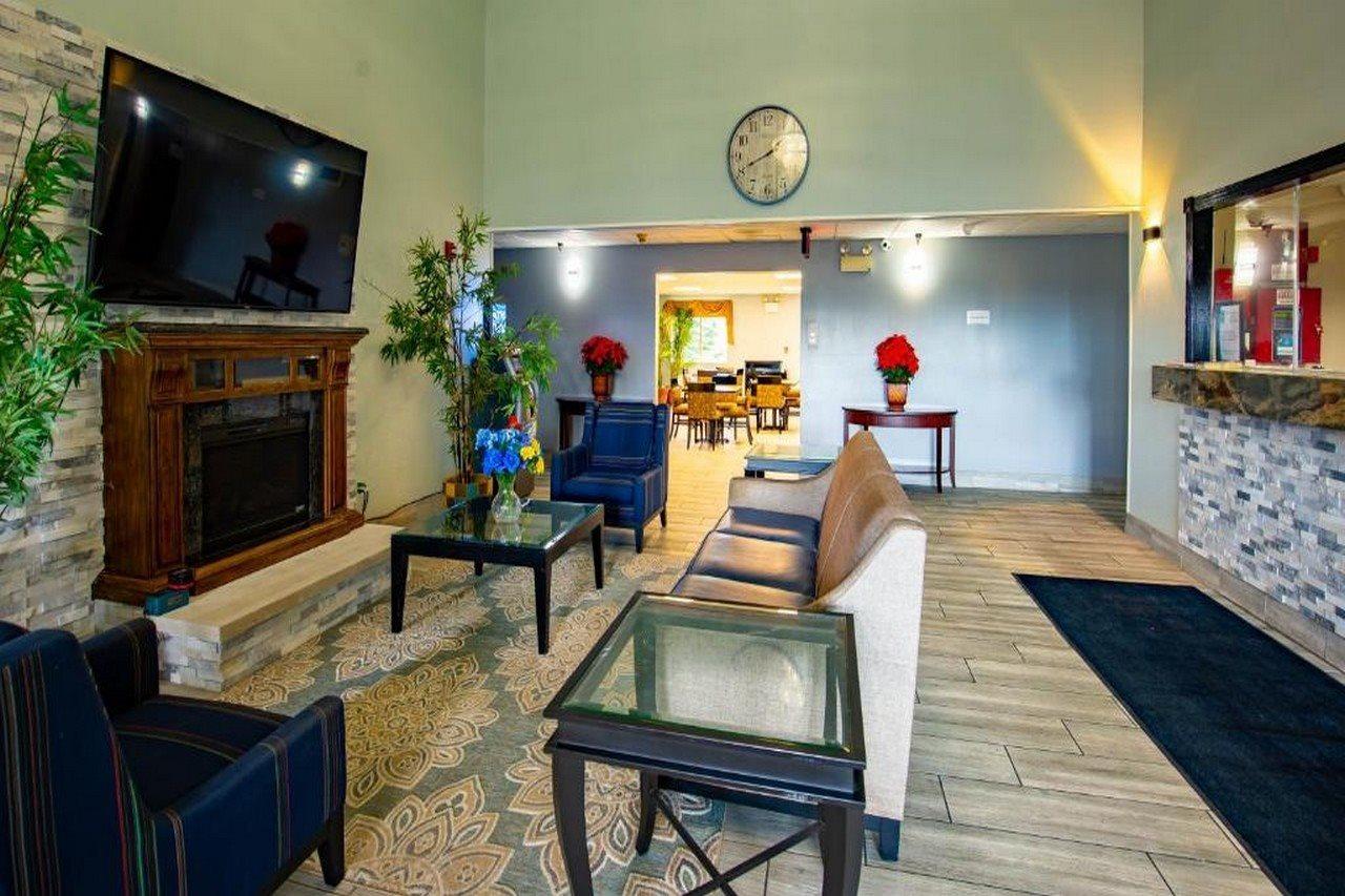 Quality Inn & Suites Woodstock Near Lake Geneva Zewnętrze zdjęcie
