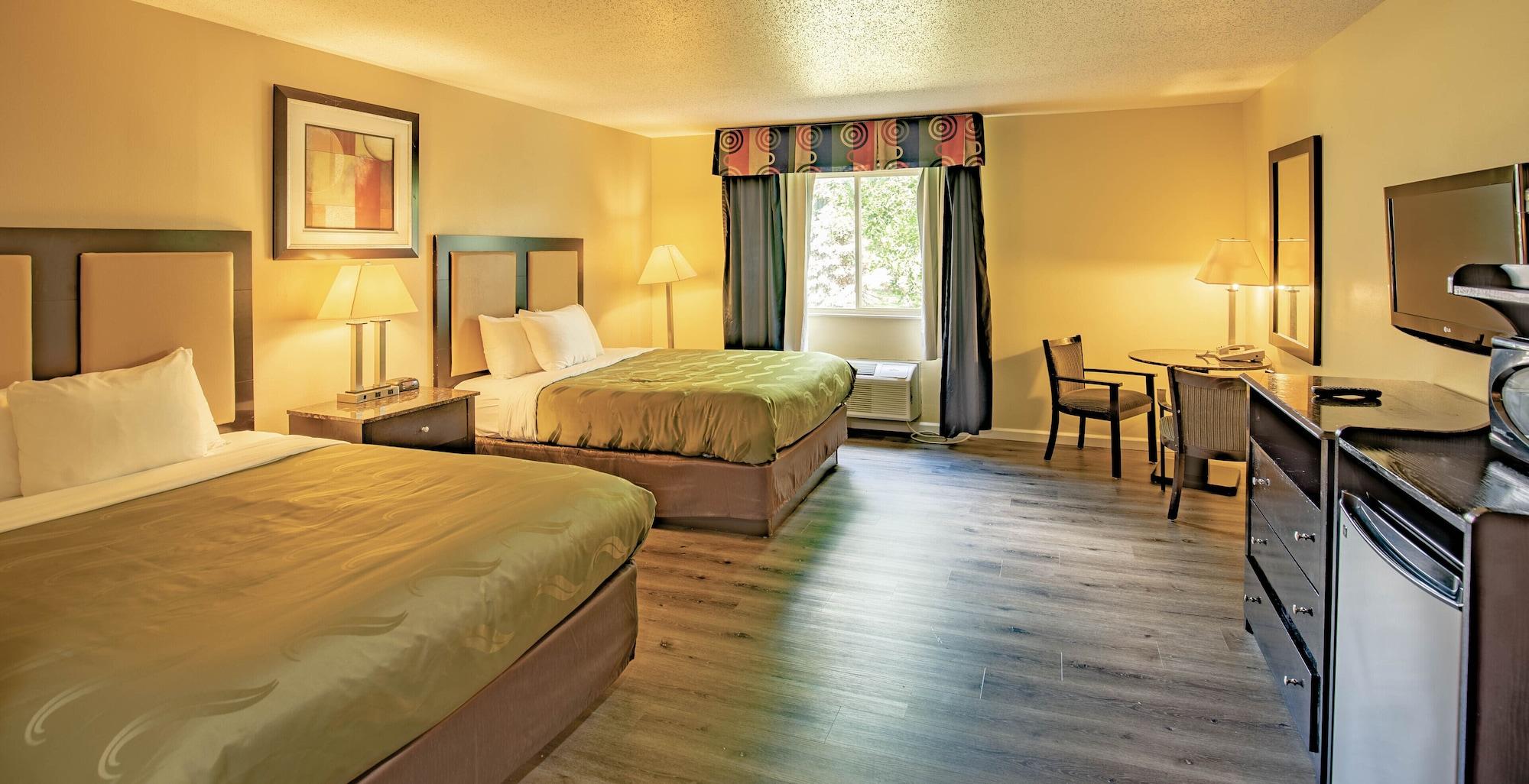 Quality Inn & Suites Woodstock Near Lake Geneva Zewnętrze zdjęcie
