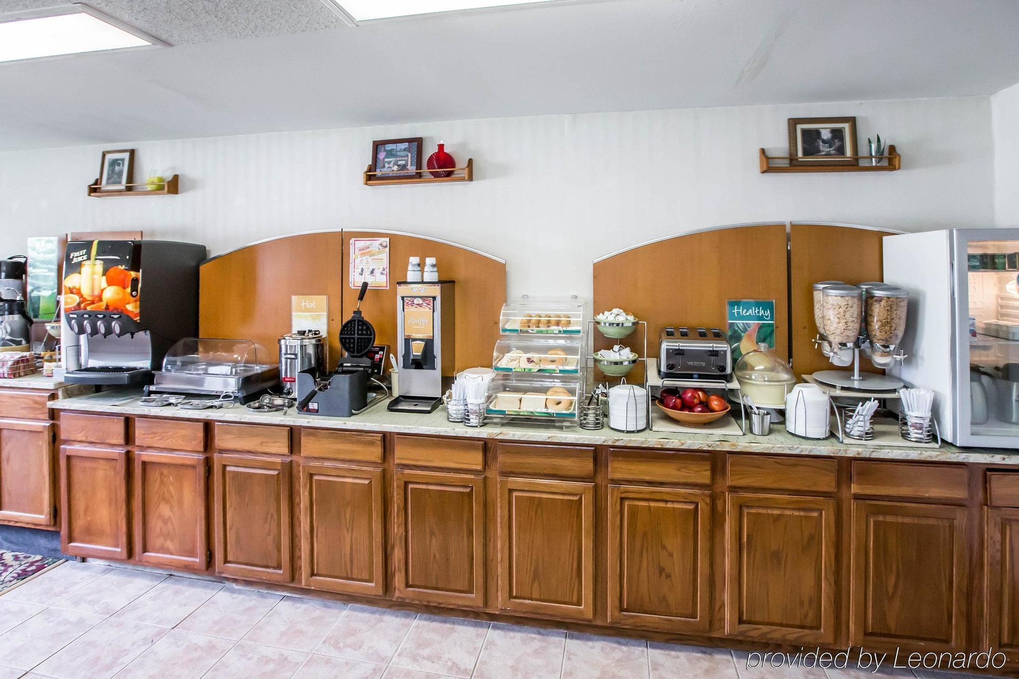 Quality Inn & Suites Woodstock Near Lake Geneva Zewnętrze zdjęcie